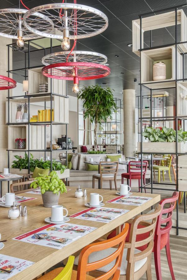 Intercityhotel Saarbruecken Ngoại thất bức ảnh