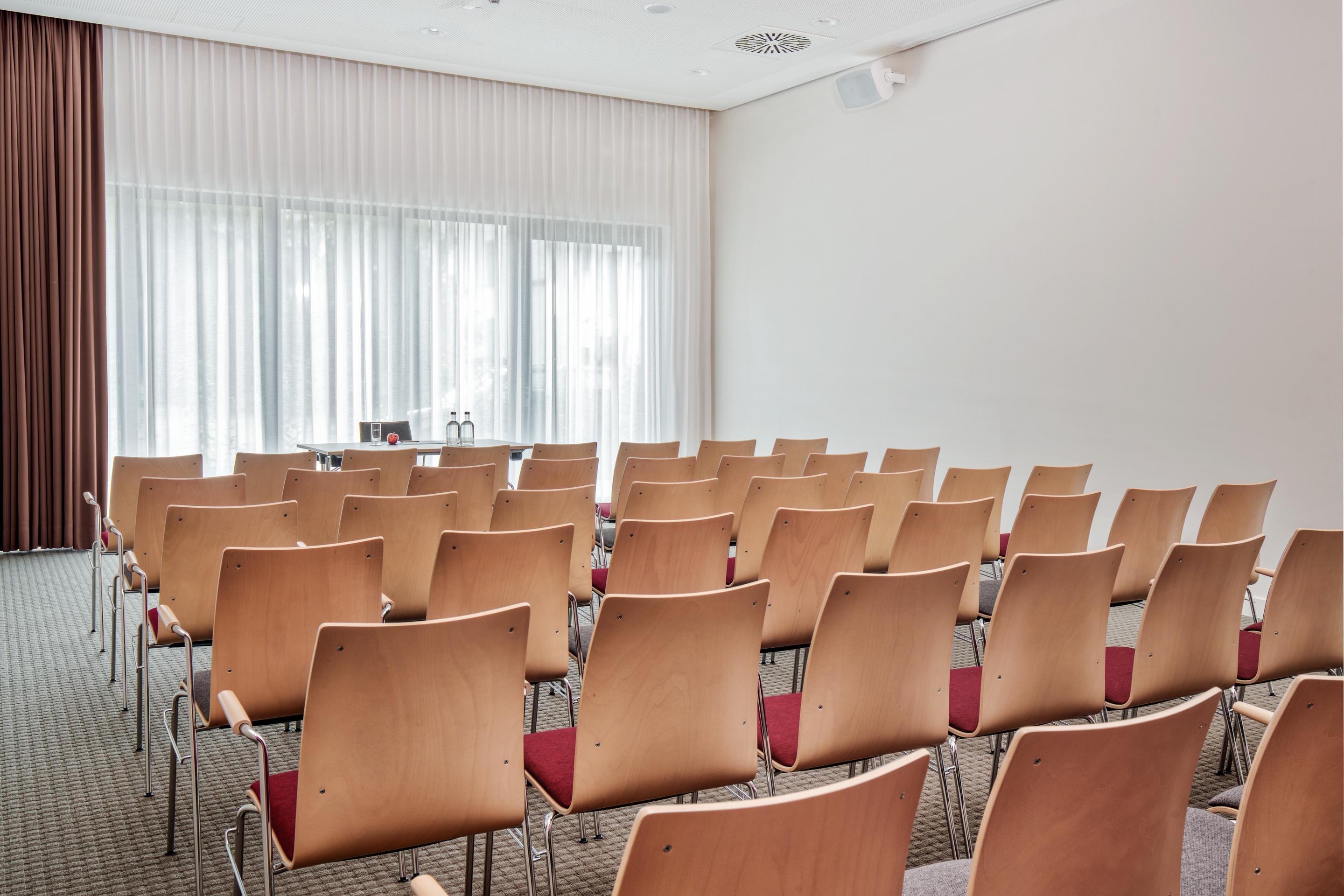 Intercityhotel Saarbruecken Ngoại thất bức ảnh