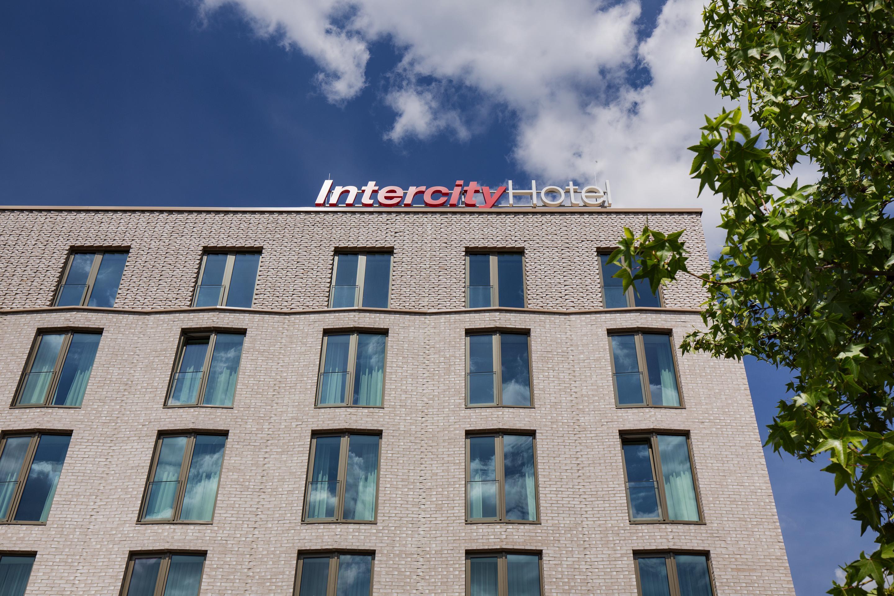 Intercityhotel Saarbruecken Ngoại thất bức ảnh