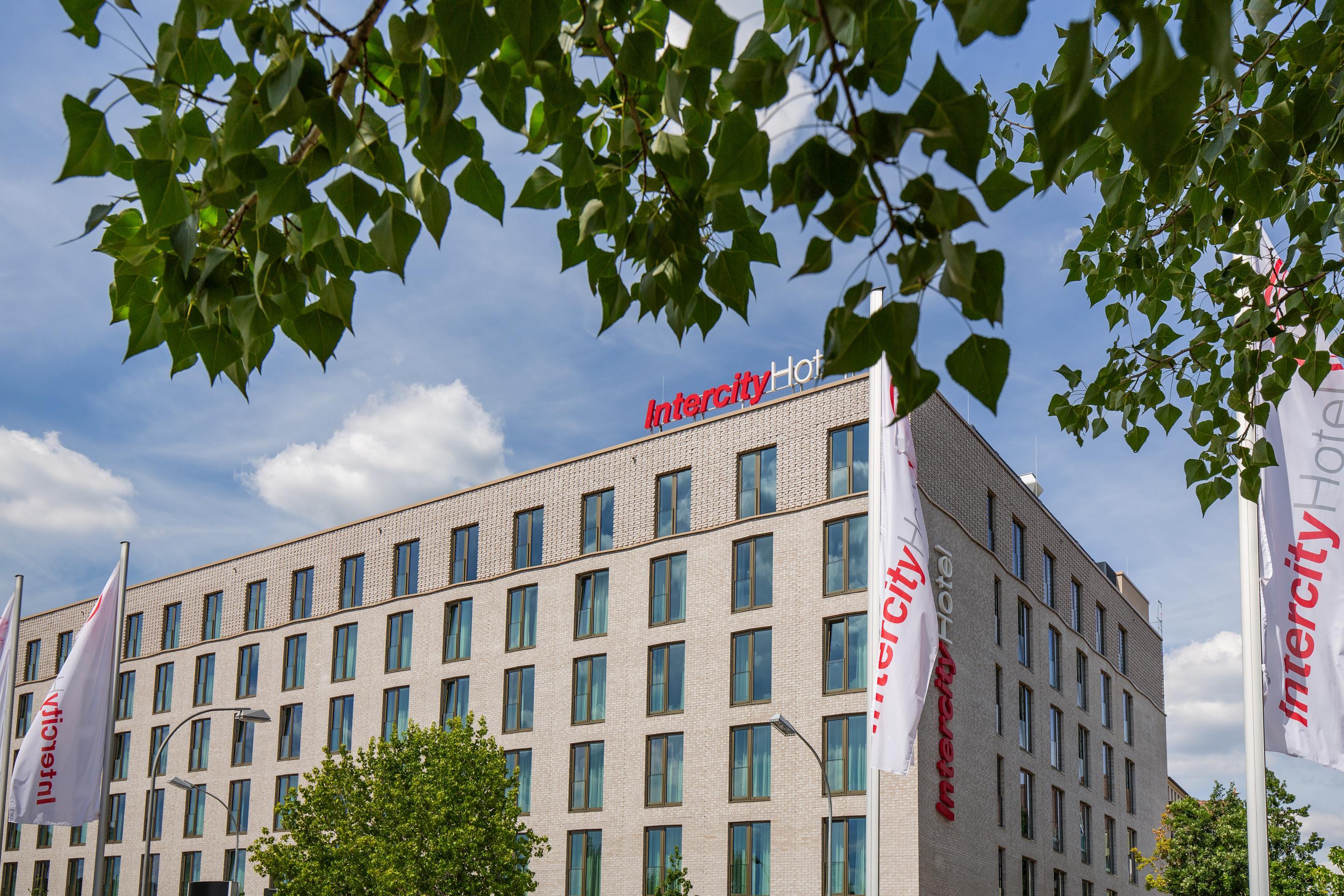 Intercityhotel Saarbruecken Ngoại thất bức ảnh