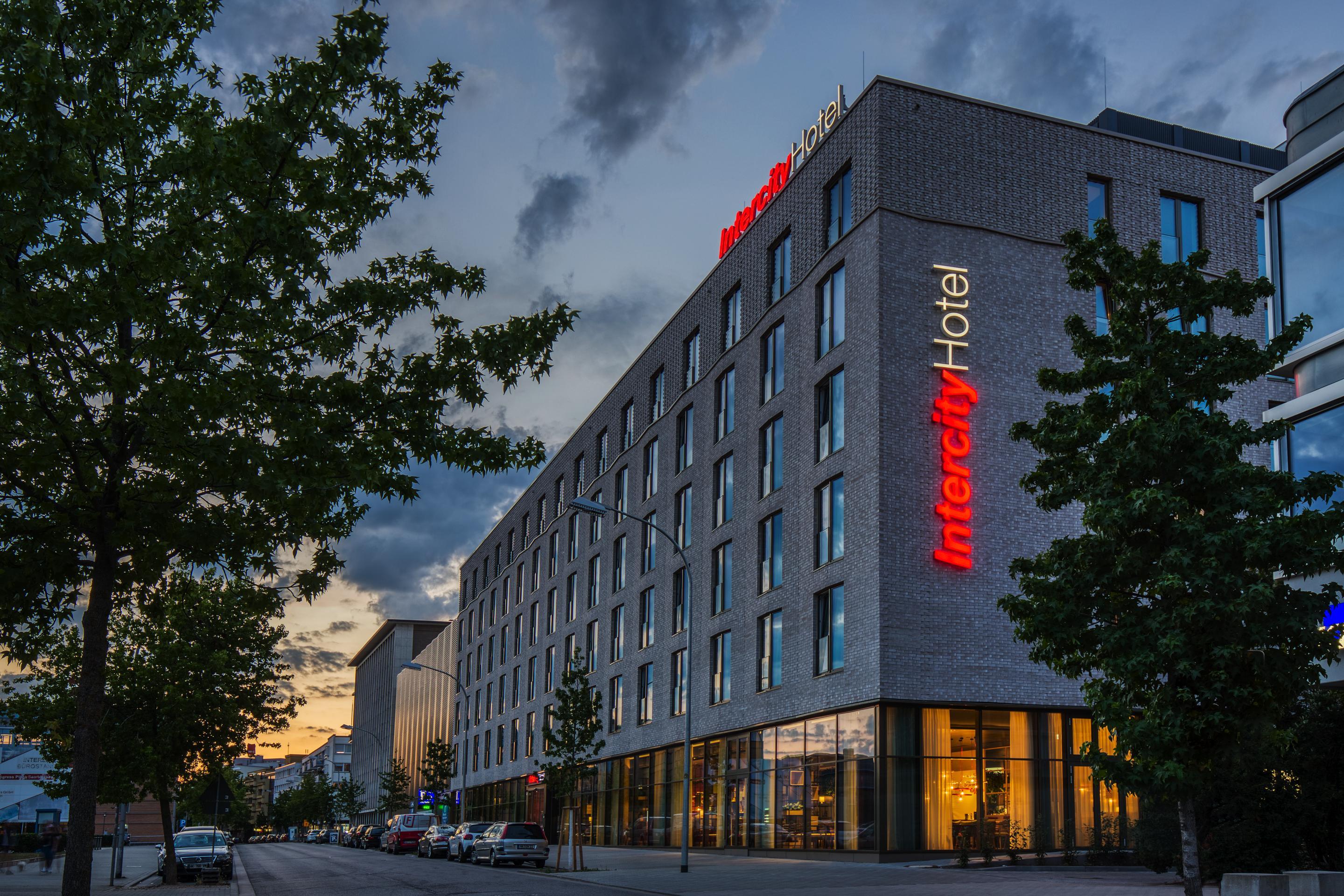 Intercityhotel Saarbruecken Ngoại thất bức ảnh
