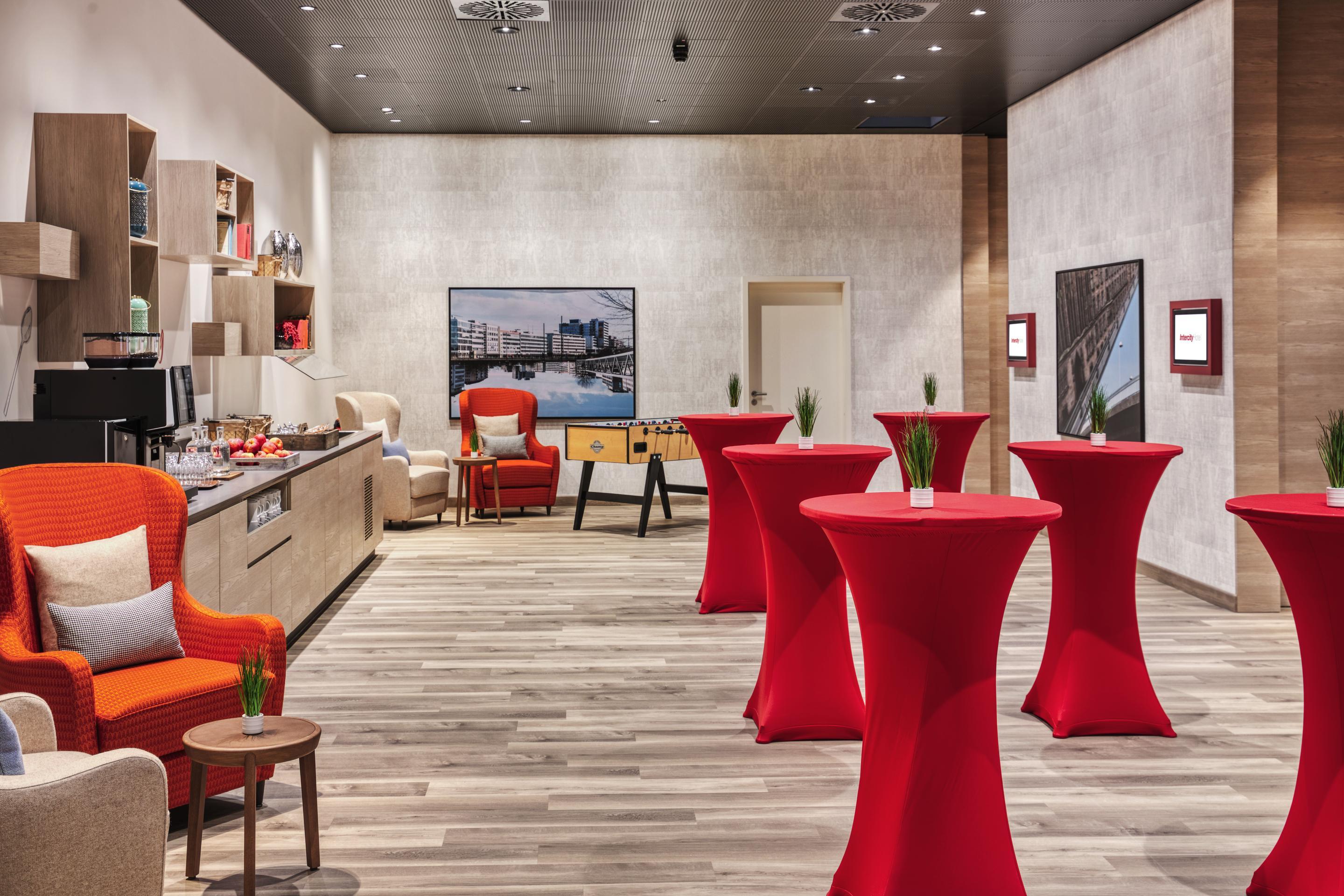 Intercityhotel Saarbruecken Ngoại thất bức ảnh