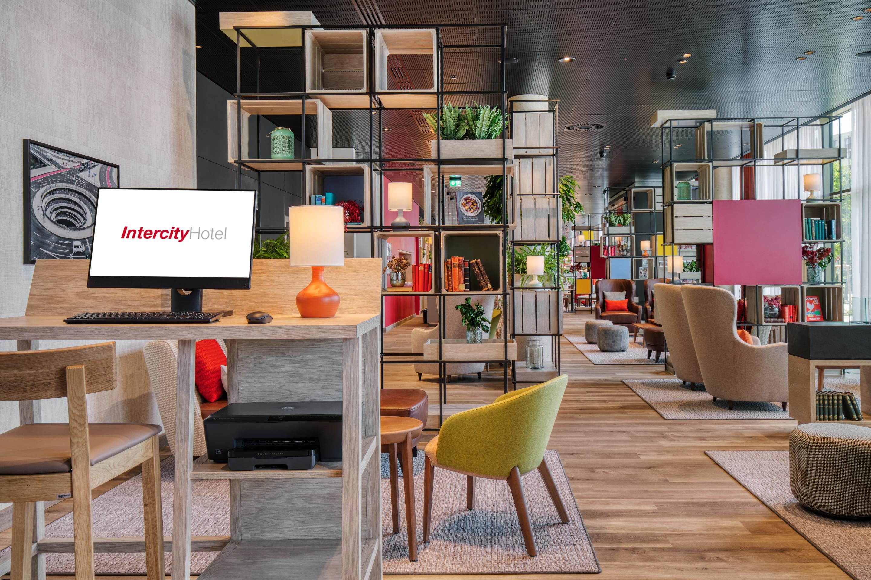 Intercityhotel Saarbruecken Ngoại thất bức ảnh