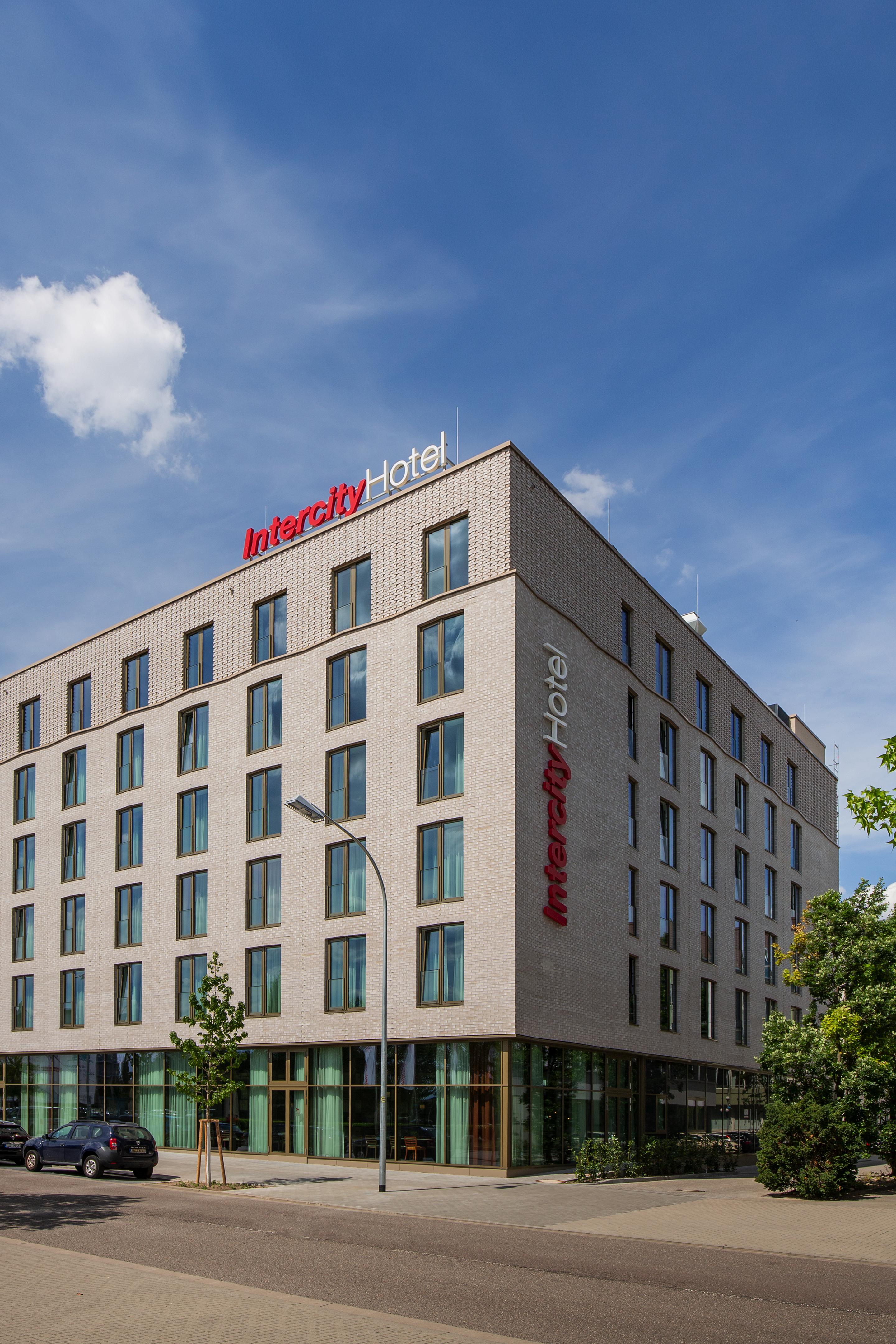 Intercityhotel Saarbruecken Ngoại thất bức ảnh